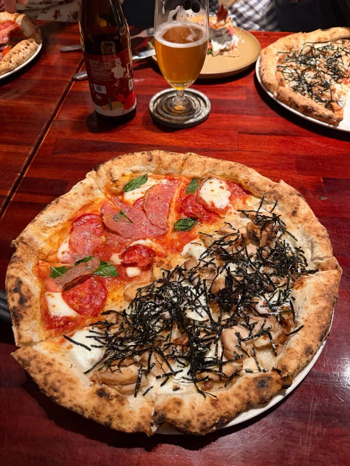 Pizza and a beer at Pizza 4P's
